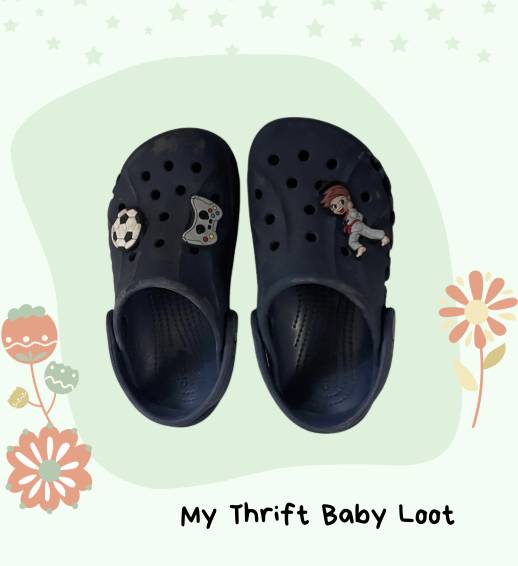 Preowned Crocs clogs C9 (4 years)